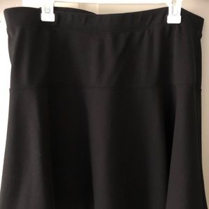 Black Old Navy Skater Skirt